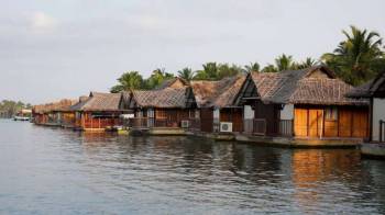 Poovar Tour Packages