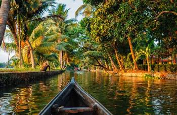 5 Days Alleppey - Thekkady - Munnar Tour