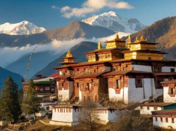 9D Bhalukpong - Dirang - Tawang - Bomdila - Guwahati Tour