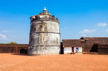 Goa Group Tour Package (3 Nights / 4 Days)