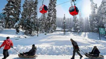 5 Nights 6 Days Kashmir tour package.