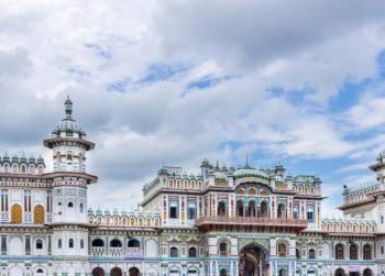 6 Night - 7 Days Kashmir Tour Package With Doodhpathri
