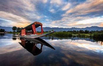 Budgam Tour Packages