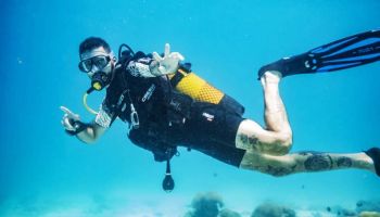 Scubar Diving Zanzibar
