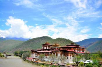 The Essence Of Bhutan 4 Nights - 5 Days Tour