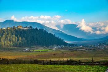 Complete Bhutan Traverse Tour 10 Nights - 11 Days