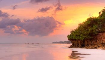 4-Day Budget Safari - Beach Combo - Nairobi - Masai Mara - Mombasa Tour