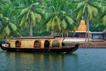 3N Retreat Munnar - Mararikulam Tour Package