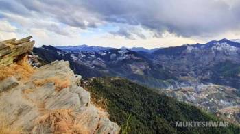 Ranikhet Tour Packages