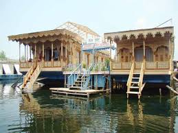 Kashmir Glimpses Tour Package