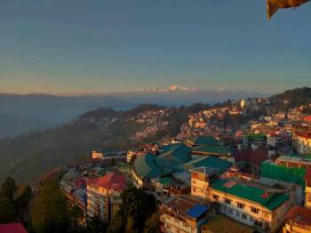 4 Days / 3 Nights Gangtok–Darjeeling package from Jalpaiguri