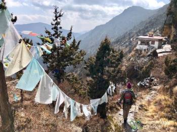 Adventure Trek - Druk Path 9 Days - 8 Nights Tour