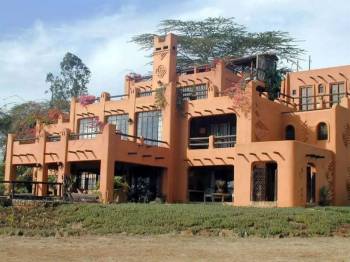 African Heritage House Visit Tour