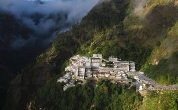 Vaishno Devi Tour Package With Patnitop