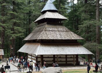 3 Nights / 4 Days Delhi to Manali Tour
