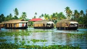 6N Munnar - Thekkady - Alleppey - Kovalam Tour
