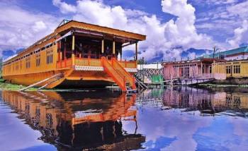 Kashmir Tour Package From Mumbai