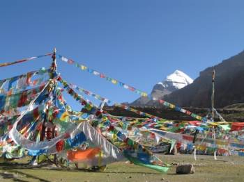 Kailash Mansarovar Yatra by Helicopter for 10 Nights and 11 Days