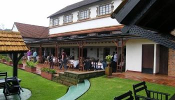 Team Building In Tafaria Castle - Country Lodge Tour