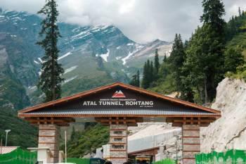 8 Nights 9 Days Heaven Himachal Tour Package
