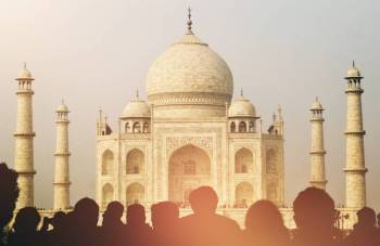 One Day Trip To Agra
