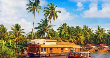 6-Day Kerala Highlights Munnar - Thekkady - Alleppey Backwaters Tour