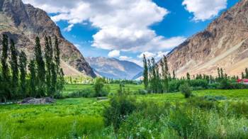 Best Of Ladkah 6 Night - 7 Day Tour