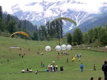 3 Nights 4 Days Delhi to Manali Package Tour