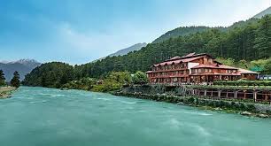 Srinagar - Pahalgam - Sonmarg - Gulmarg - Doodhpathri 6N - 7D Tour