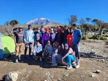 Machame Route 6 Days Tour