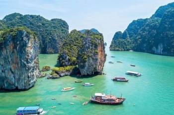 Malaysian Extravaganza - City Lights - Highlands - Island Escape Tour