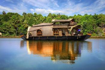 3Night Charming Kerala With Houseboat Stay