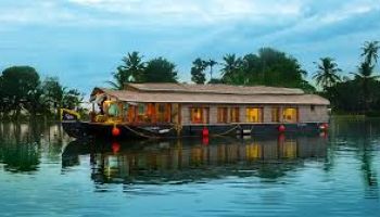 Cochin - Guruvayur - Kaladi - Munnar – Thekkady - Alleppey Houseboat - Cochin 06 Days / 05 Nights