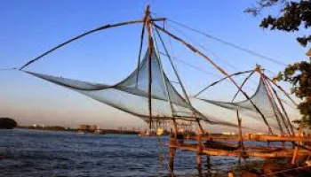 Cochin - Guruvayur - Kaladi - Munnar – Thekkady - Alleppey Houseboat - Cochin 06 Days / 05 Nights