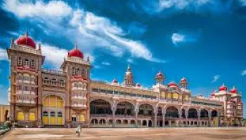 Royal Mysore & Scenic Ooty Tour with Coimbatore