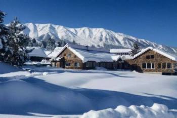 Enchanting Kashmir Escape