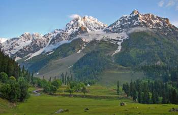 Enchanting Kashmir Escape