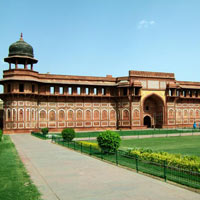 Madhya Pradesh Heritage, Taj & Tiger Tour 