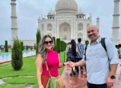 Tour Of Taj Mahal With Fatehpur Sikri By Car