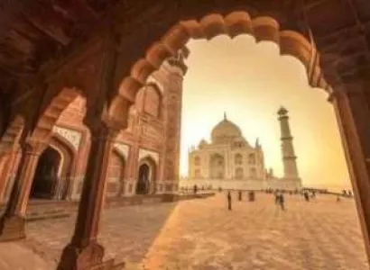 Sunrise Tour Of Taj Mahal By Car