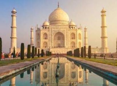 Taj Mahal Sunrise Tour