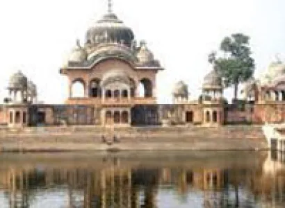 Delhi - Agra - Mathura Tour