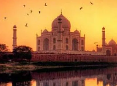Taj Mahal Trip from Mumbai Tour