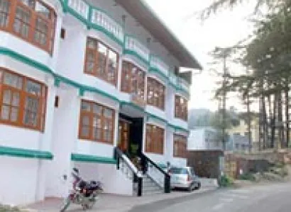 Budget hotel in Dhanaulti Tour