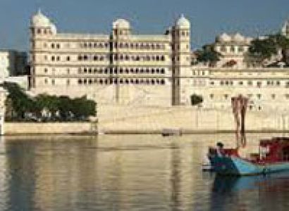 Classical Forts and Palaces Tour