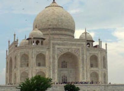 A Full Day Tour To City Of Taj Mahal Agra And Mathura (Fateh)