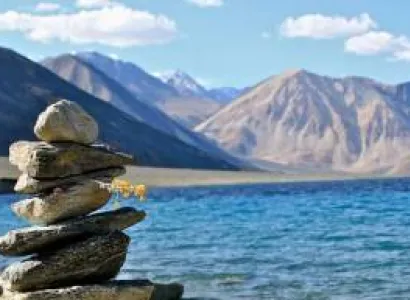 Nubra Valley And Pangong Lake 7Day Tour