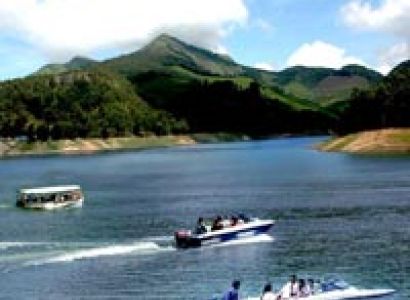 Kerala with Periyar Wildlife Tour