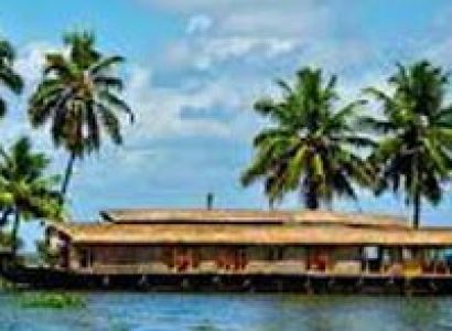 Short Escape to Athirapally and Kumarakom