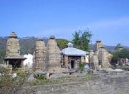 Kausani Tour Package